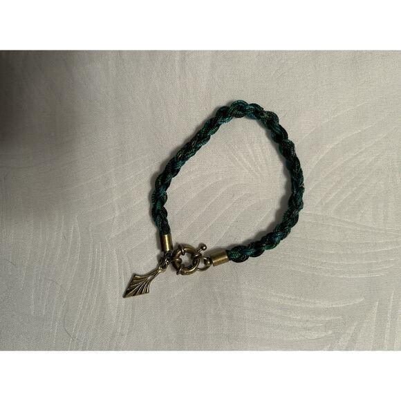 Women’s Green Braided With Metal Bracelet - Picture 1 of 3